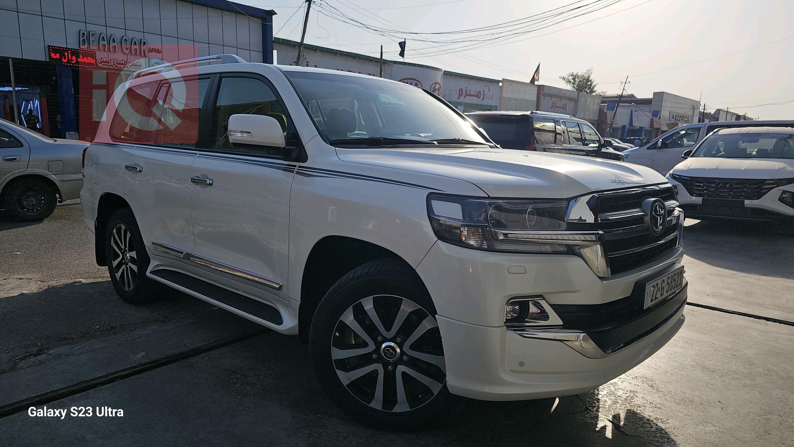 تويوتا لاندكروزر